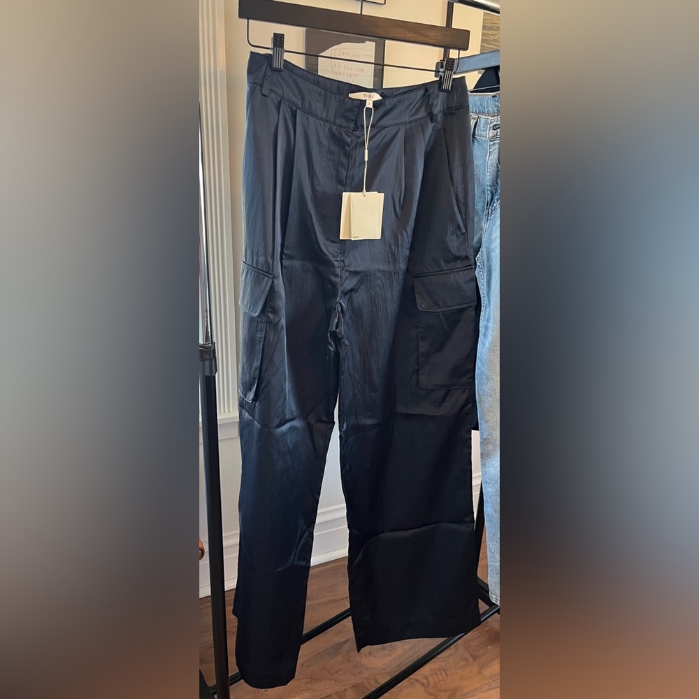 Tibi Shiny Nylon Pleated Stella Cargo Pant, navy size 2 - Picture 3 of 5